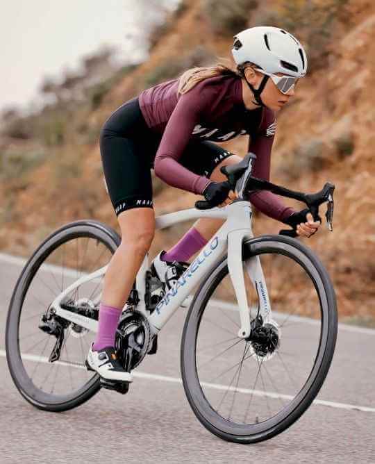 Тренер по сайклингу Jessica Robinson
