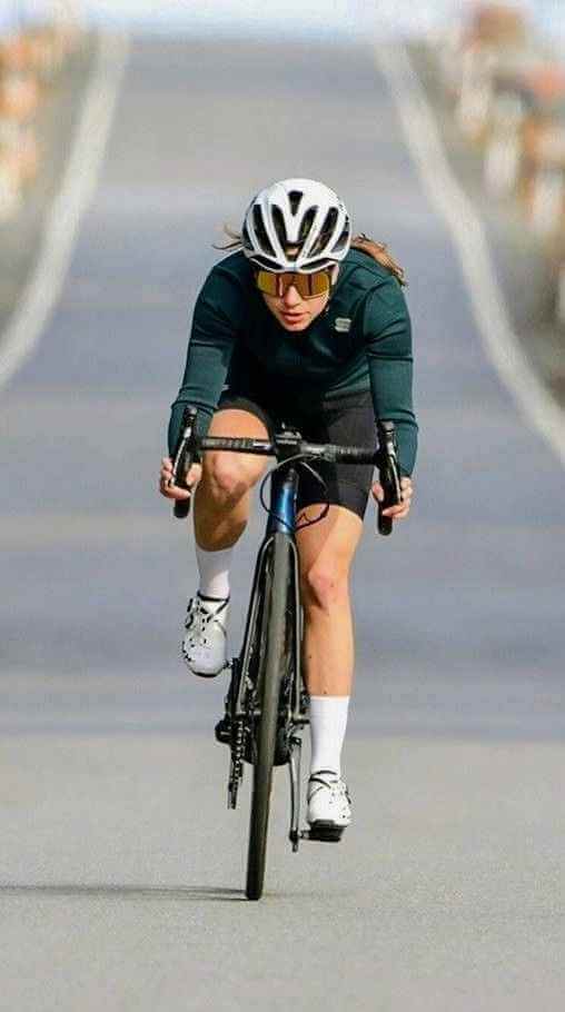 Инструктор по сайклингу Emma Johnson